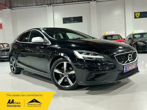 Volvo V40  2.0 T2 R-DESIGN NAV PLUS EURO 6 (s/s) PETROL MANUAL HATCHBACK