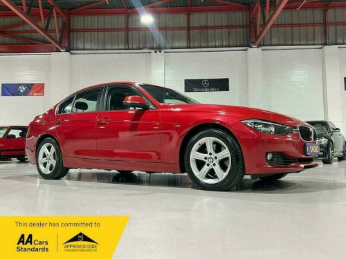BMW 3 Series  3.0 330d SE Auto xDrive Euro 5 (s/s) 4dr