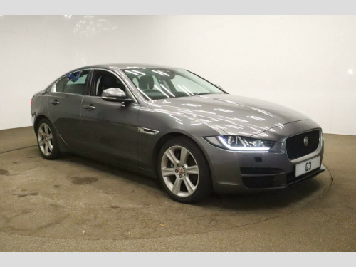 Jaguar XE  2.0d Portfolio Auto Euro 6 (s/s) 4dr