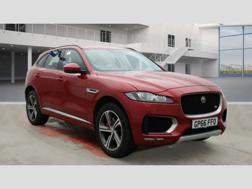 Jaguar F-PACE  3.0 D300 V6 S Auto AWD Euro 6 (s/s) 5dr