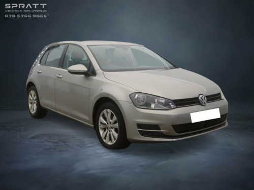 Volkswagen Golf  1.6 TDI 105 SE 5dr