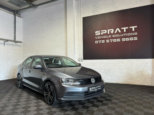 Volkswagen Jetta  2.0 TDI S 4dr