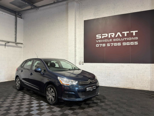 Citroen C4  1.6 HDi 16V VTR Hatchback 5dr Diesel Manual Euro 5 (90 ps)