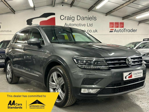 Volkswagen Tiguan  2.0 TDI BlueMotion Tech SEL 4Motion Euro 6 (s/s) 5dr