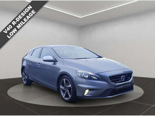 Volvo V40  1.6 D2 R-Design Hatchback 5dr Diesel Manual Euro 5 