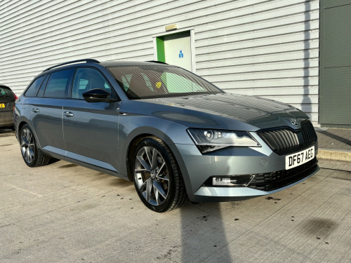 Skoda Superb  2.0 TDI SportLine Estate 5dr Diesel DSG 4WD Euro 6 (s/s) (190 ps)