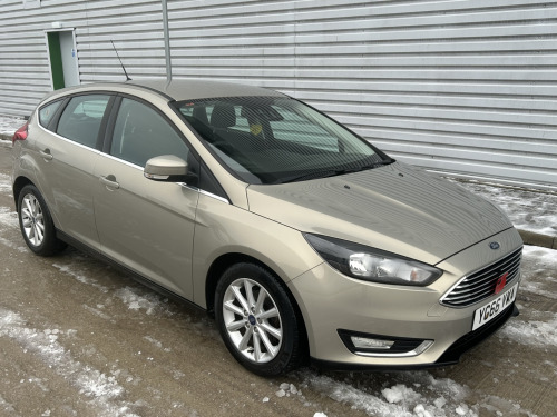 Ford Focus  1.0 EcoBoost 125 Titanium 5dr Auto