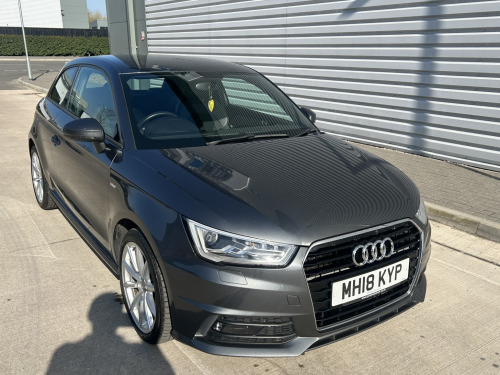 Audi A1  1.0 TFSI S line Hatchback 3dr Petrol S Tronic Euro 6 (s/s) (Nav) (95 ps)