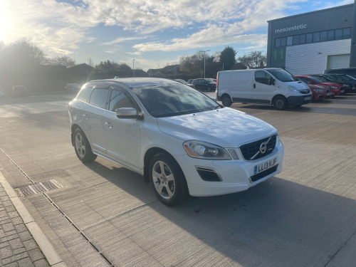 Volvo XC60  2.4 D4 R-Design SUV 5dr Diesel Geartronic AWD Euro 5 (163 ps) 