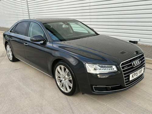 Audi A8  3.0 TDI V6 SE Executive Saloon 4dr Diesel Tiptronic quattro Euro 6 (s/s) LW 