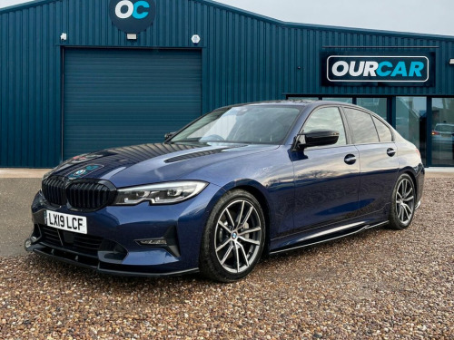 BMW 3 Series  2.0 330i Sport Saloon 4dr Petrol Auto Euro 6 (s/s) 