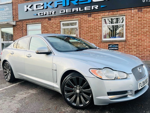 Jaguar XF  PREMIUM LUXURY V6 4-Door NATIONWIDE DELIVERY AVAILABLE 203BHP 