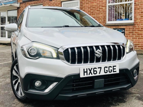 Suzuki SX4  S CROSS 1.0 B-JET SZ-T Hatchback - SATNAV TOUCH SCREEN!