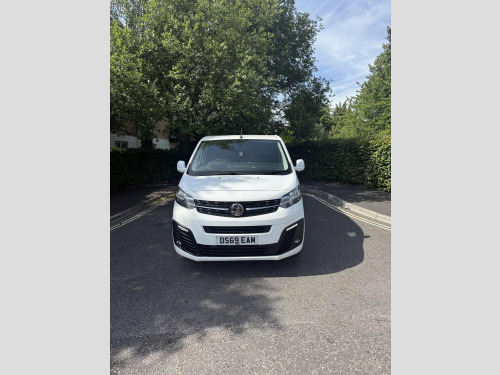 Vauxhall Vivaro  1.5 Turbo D 2900 Sportive