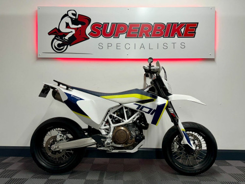 HUSQVARNA 701  700 Supermoto ABS