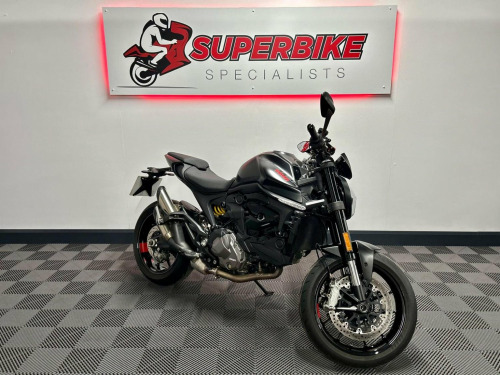 Ducati MONSTER 937 +