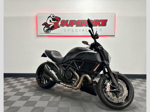 Ducati DIAVEL  1200 ABS Custom