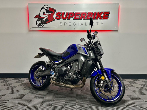 YAMAHA MT-09  900 Hyper-naked Euro 5 