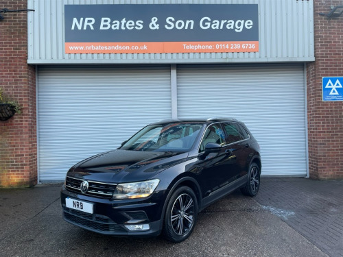 Volkswagen Tiguan  SE NAVIGATION TDI BMT DSG 