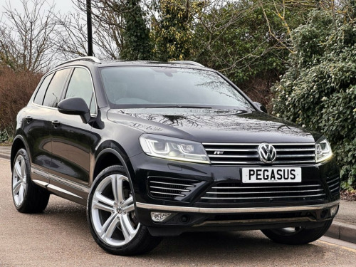 Volkswagen Touareg  3.0 TDI V6 BlueMotion Tech R-Line SUV 5dr Diesel T