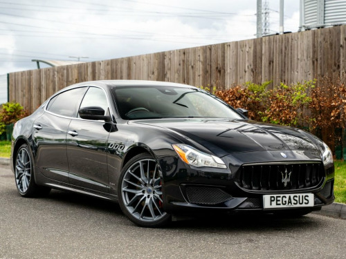 Maserati Quattroporte  3.0D V6 Saloon 4dr Diesel ZF Euro 5 (s/s) (275 ps)