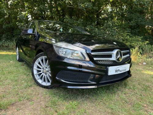 Mercedes-Benz A-Class A180 1.5 A180 CDI AMG Sport 7G-DCT Euro 5 (s/s) 5dr
