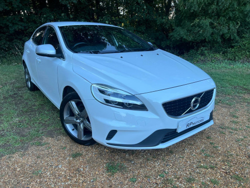 Volvo V40  2.0 T2 R-Design Euro 6 (s/s) 5dr