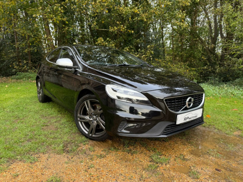 Volvo V40  2.0 D3 R-Design Pro Euro 6 (s/s) 5dr 