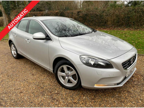 Volvo V40  2.0 D3 SE Hatchback 5dr AUTOMATIC Diesel Geartroni