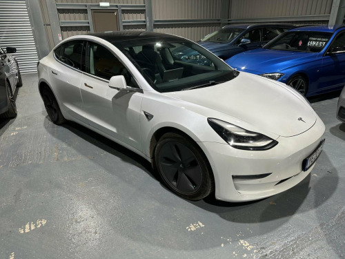 Tesla Model 3  (Dual Motor) Long Range Auto 4WDE 4dr