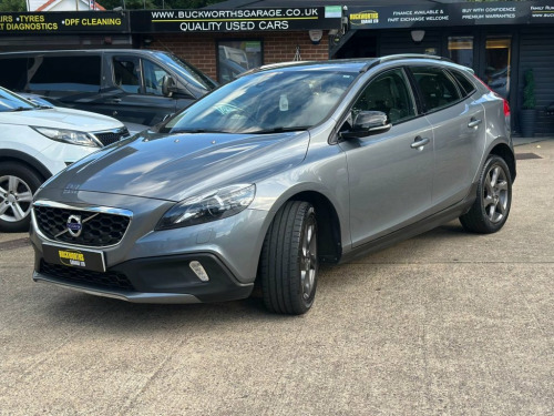 Volvo V40  1.6 D2 Lux Nav Hatchback 5dr Diesel Manual Euro 5 