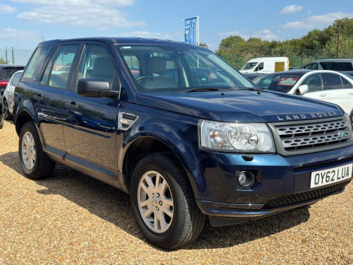 Land Rover Freelander 2  2.2 TD4 XS SUV 5dr Diesel Manual 4WD Euro 5 (s/s) 