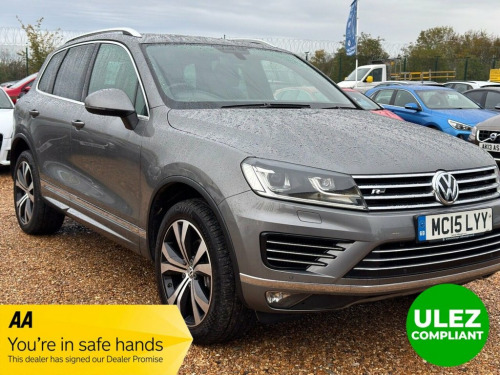 Volkswagen Touareg  3.0 TDI V6 BlueMotion Tech R-Line SUV 5dr Diesel T