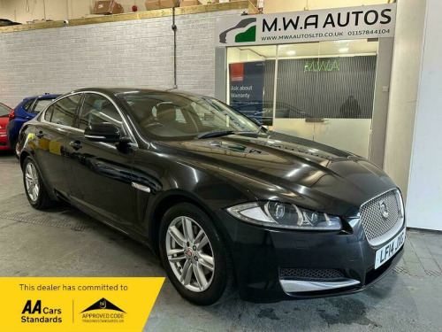 Jaguar XF  2.2d Luxury Auto Euro 5 (s/s) 4dr