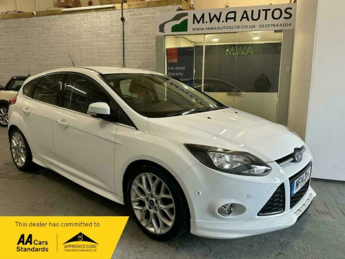 Ford Focus  1.6T EcoBoost Zetec S Euro 5 (s/s) 5dr