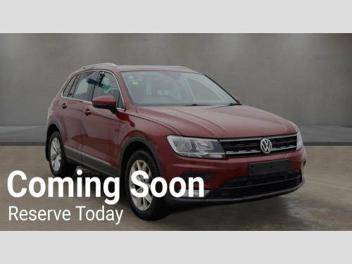 Volkswagen Tiguan  2.0 TDI BlueMotion Tech SE Navigation SUV 5dr Dies