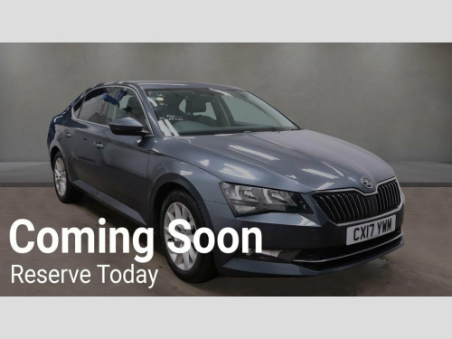 Skoda Superb  2.0 TDI SE Business Hatchback 5dr Diesel DSG Euro  