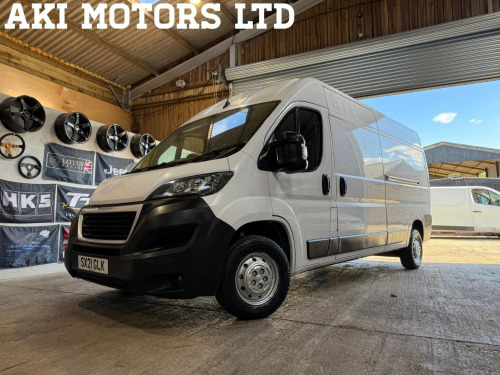 Peugeot Boxer  2.2 BlueHDi 335 Professional L3 H2 Euro 6 (s/s) 5dr