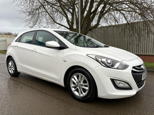 Hyundai i30  1.6 CRDi Active Auto Euro 5 5dr