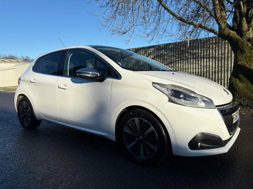 Peugeot 208  1.2 PureTech Allure Premium Euro 6 5dr