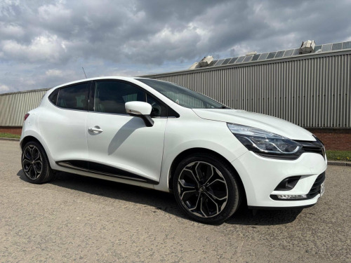 Renault Clio  0.9 TCe Iconic Euro 6 (s/s) 5dr