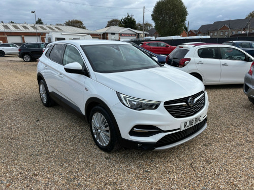 Vauxhall Grandland X  1.2 Turbo Sport Nav SUV 5dr Petrol Manual Euro 6 (s/s) (130 ps)