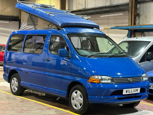 Toyota Hi-Ace  2.5 D-4D GLS Professional 4 Berth Camper