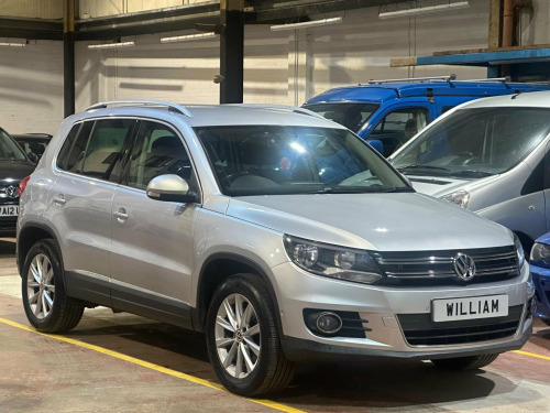 Volkswagen Tiguan  2.0 TDI BlueMotion Tech SE 4WD Euro 5 (s/s) 5dr