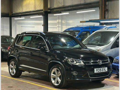 Volkswagen Tiguan  2.0 TDI BlueMotion Tech R-Line DSG 4WD Euro 5 (s/s) 5dr (Nav)