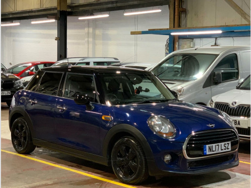 MINI Hatch  1.5 Cooper Auto Euro 6 (s/s) 5dr