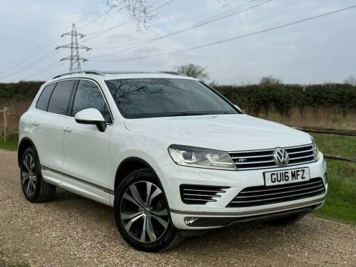 Volkswagen Touareg  3.0 TDI V6 BlueMotion Tech R-Line Tiptronic 4WD Euro 6 (s/s) 5dr