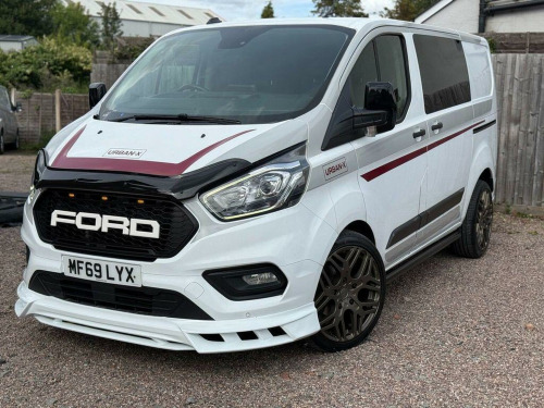 Ford Transit Custom  2.0 tdci, crewcab, 7 seater 