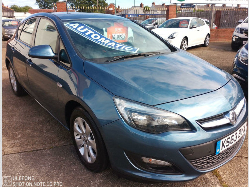 Vauxhall Astra  1.6 16v Design