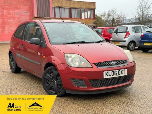 Ford Fiesta  1.25 Style Climate Hatchback 3dr Petrol Manual (142 g/km, 74 bhp)